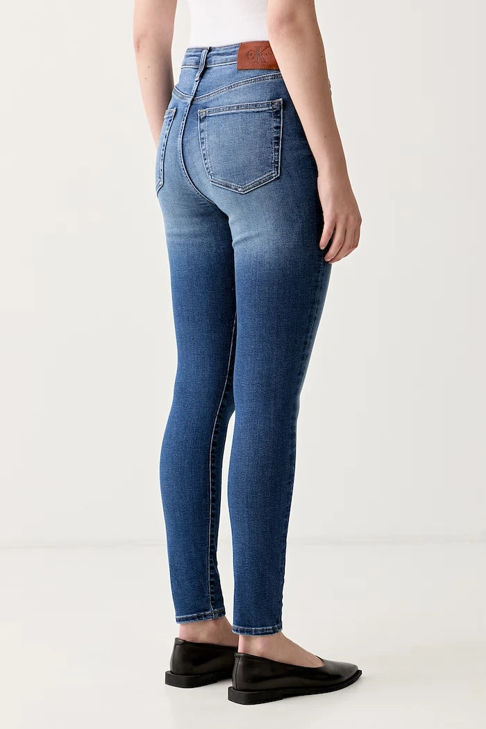 Calvin Klein Jeans skinny kadın kot pantolon
