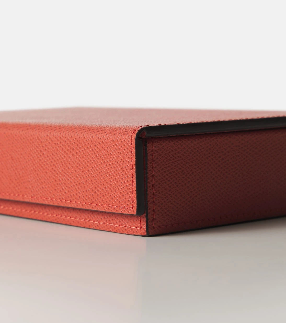 Giobagnara - Parma leather and walnut domino set