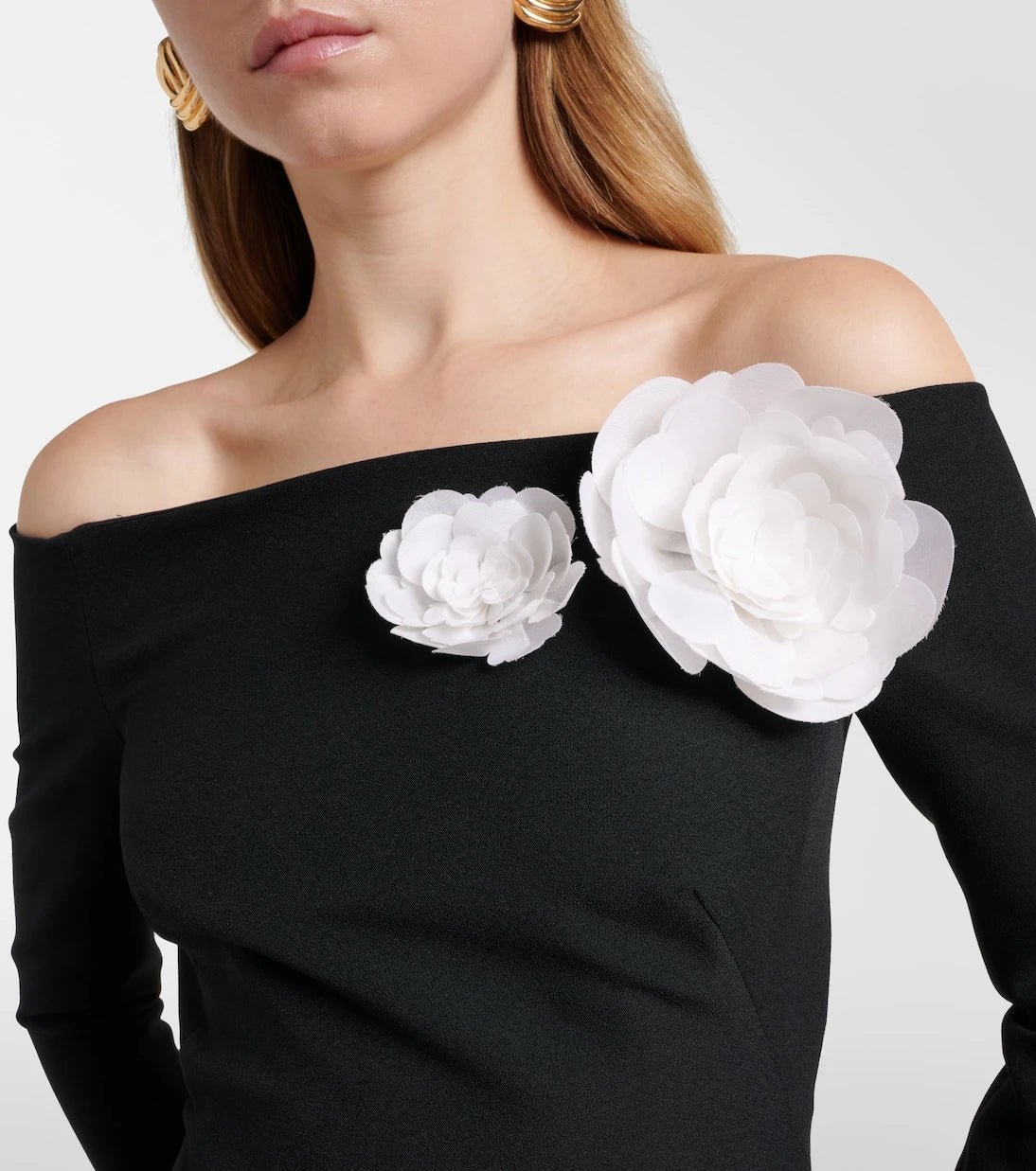Safiyaa - Rory floral-appliqué crêpe gown