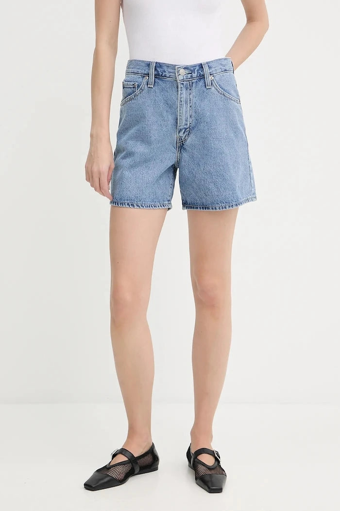 Levi's kadın denim kısa şort CINCH MID-THIGH
