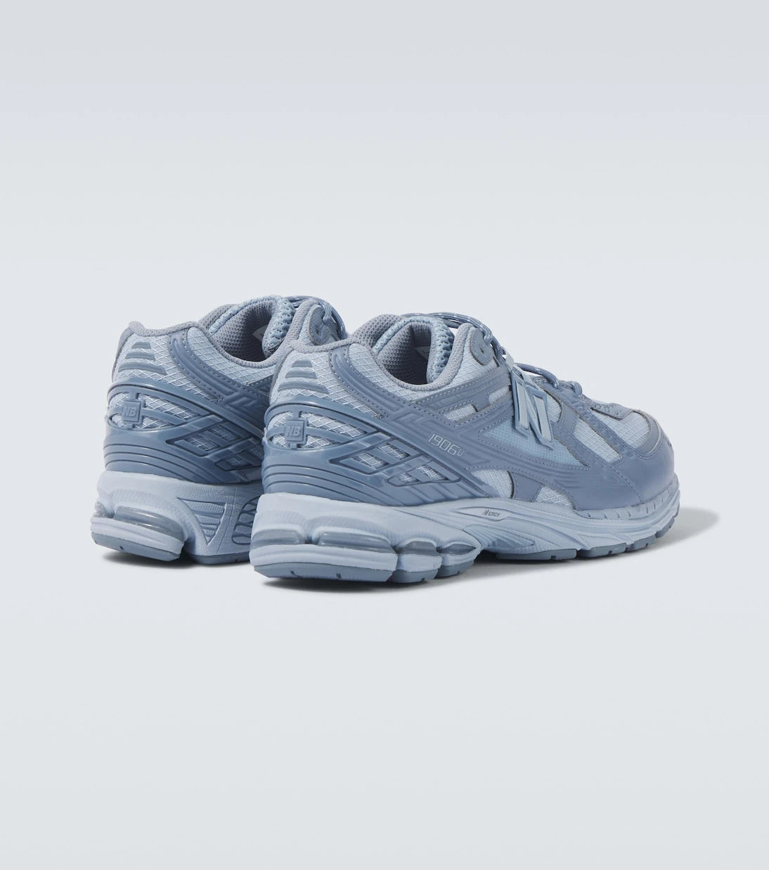 New Balance - أحذية رياضية 1906