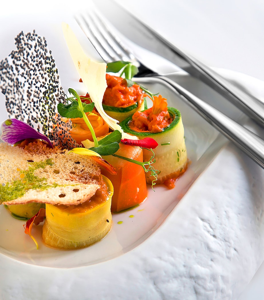 Karri Stainless Steel 32-Piece Cutlery Set