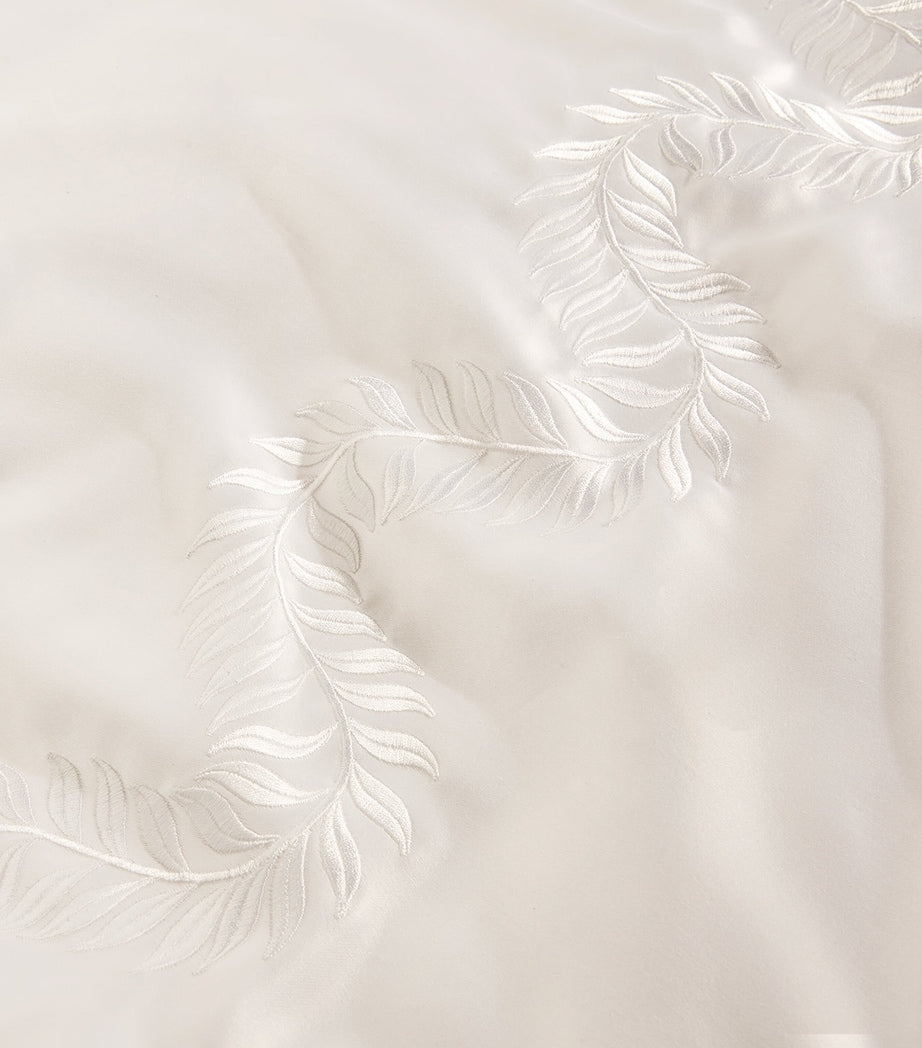 Cotton Embroidered Laurels King Oxford Pillowcase (50cm x 90cm)