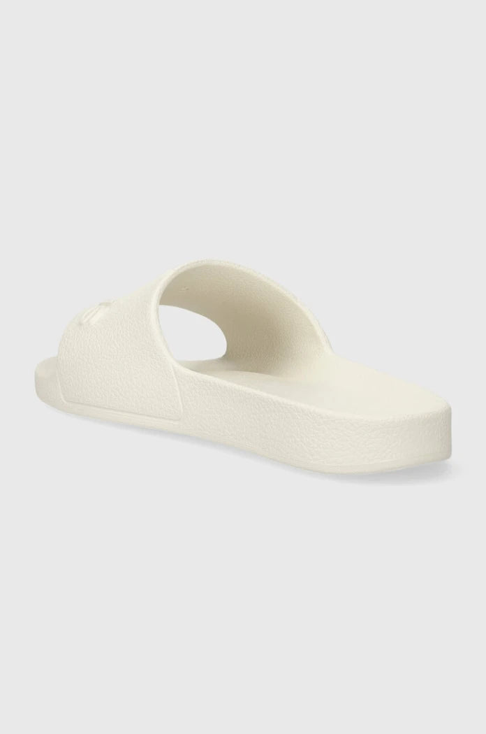 adidas чехли