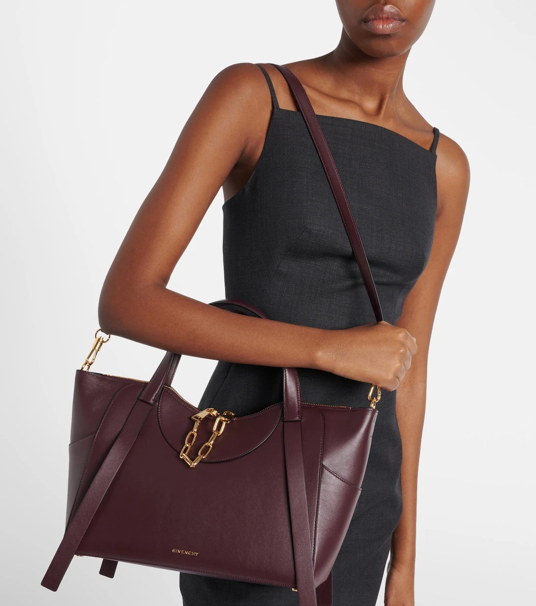 Givenchy - حقيبة توت The Snatch Medium الجلدية