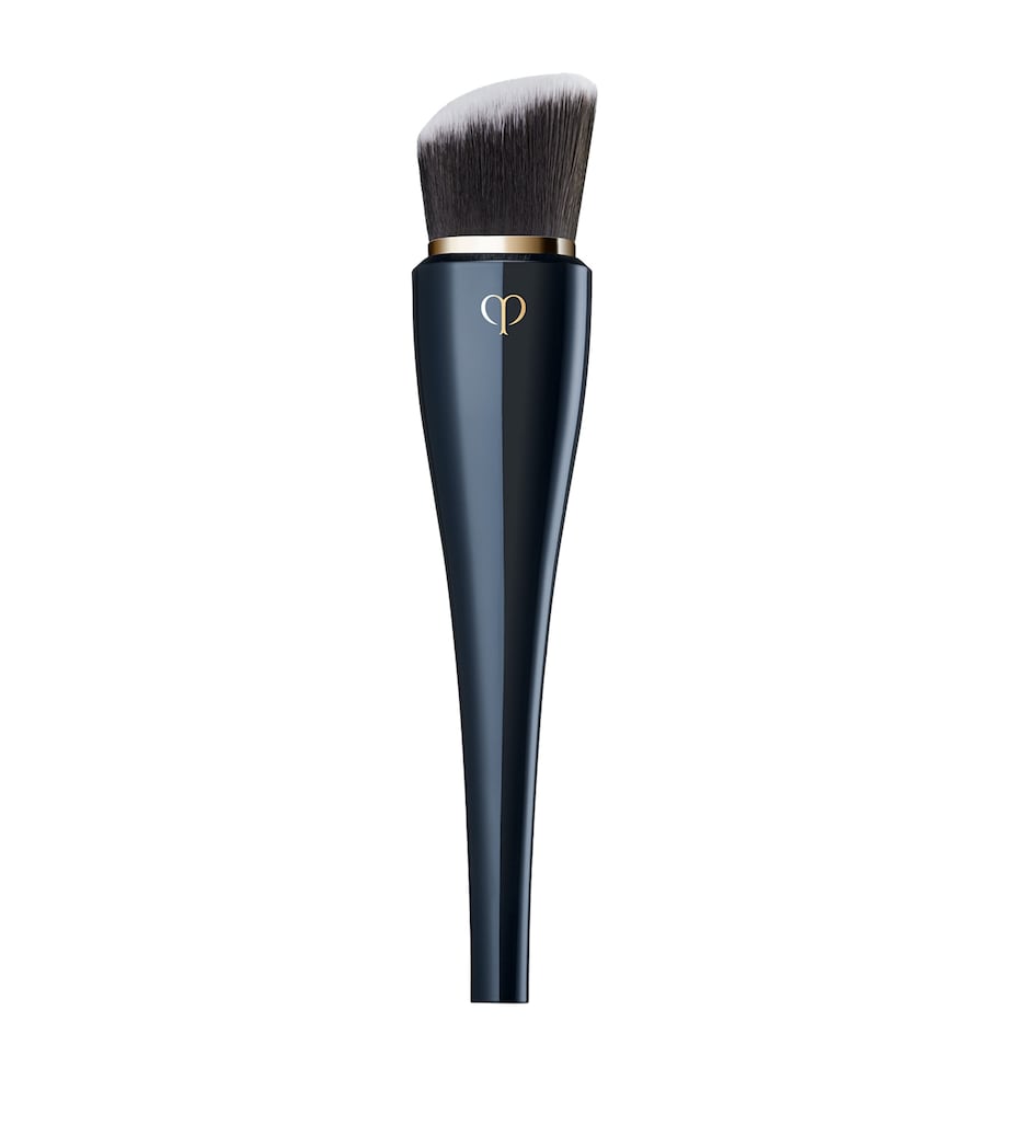 Clé de Peau Beauté High-Coverage Foundation Brush
