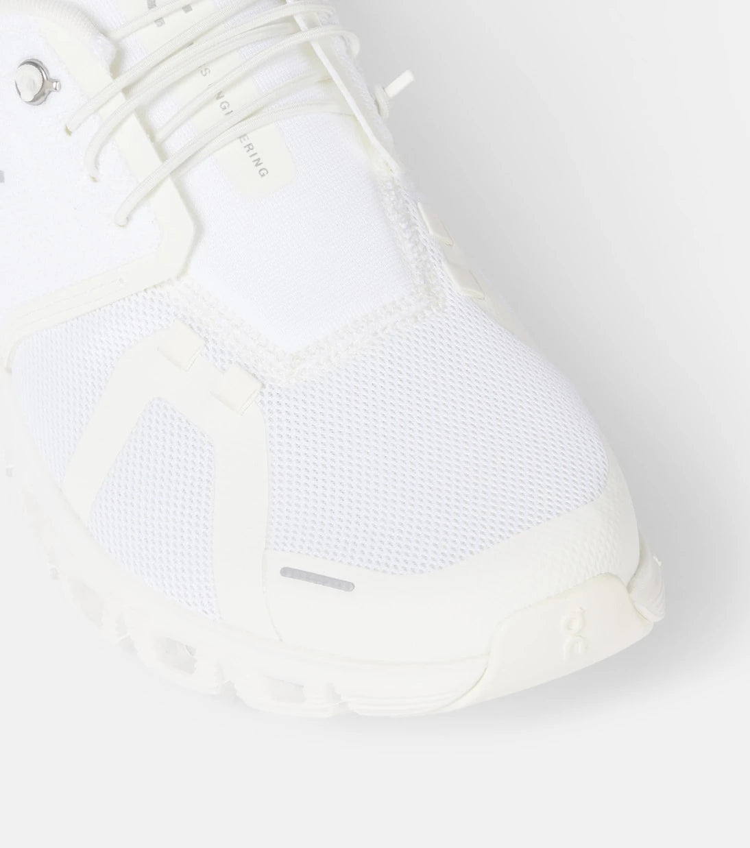 On - Cloud 6 running shoes