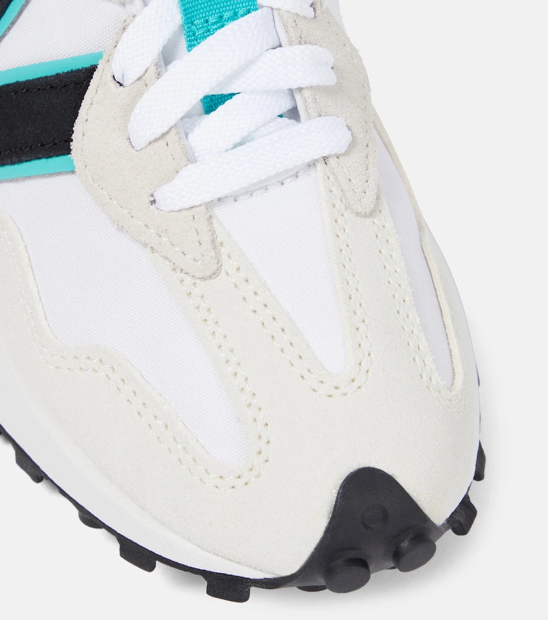 New Balance - حذاء سنيكرز 327 مزين بالجلد السويدي