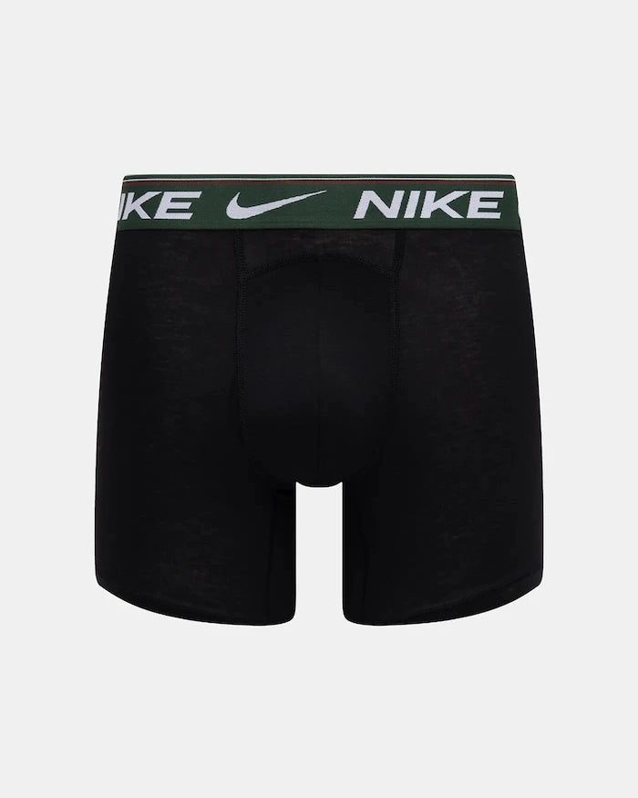 Боксерки Nike (3 чифта)