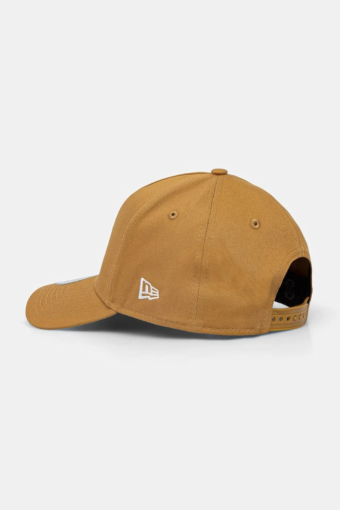 Памучна шапка с козирка New Era LEAGUE ESSENTIAL E-FRAME
