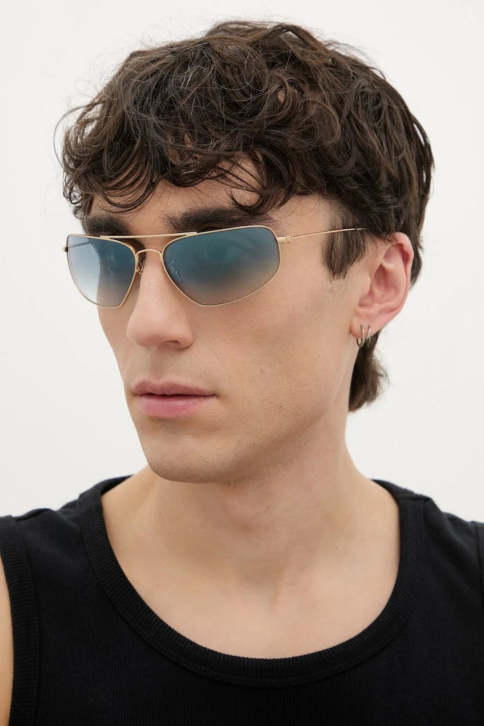 Ray-Ban güneş gözlüğü