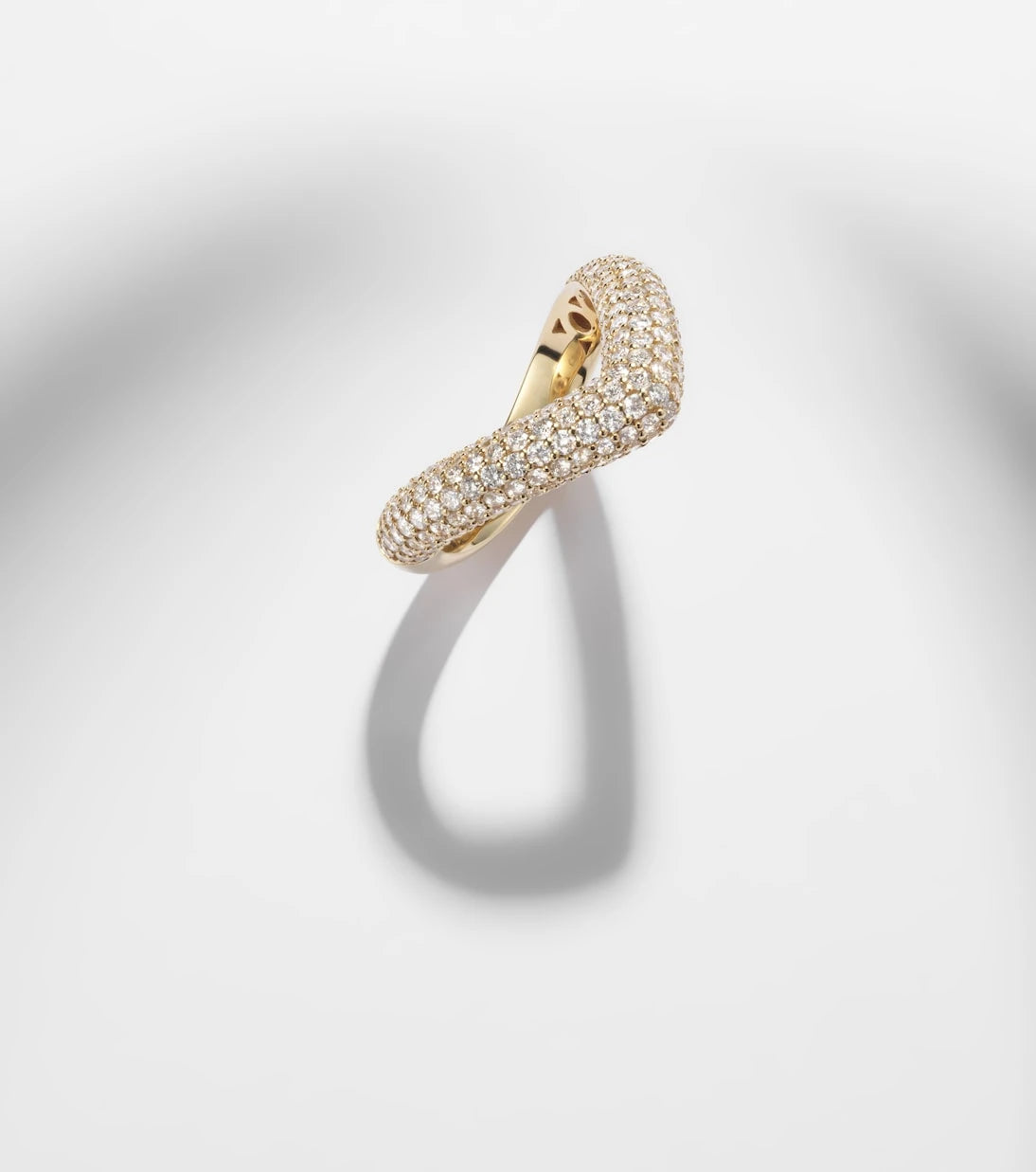 Engelbert - Drop Link Medium 18kt gold ring with diamonds
