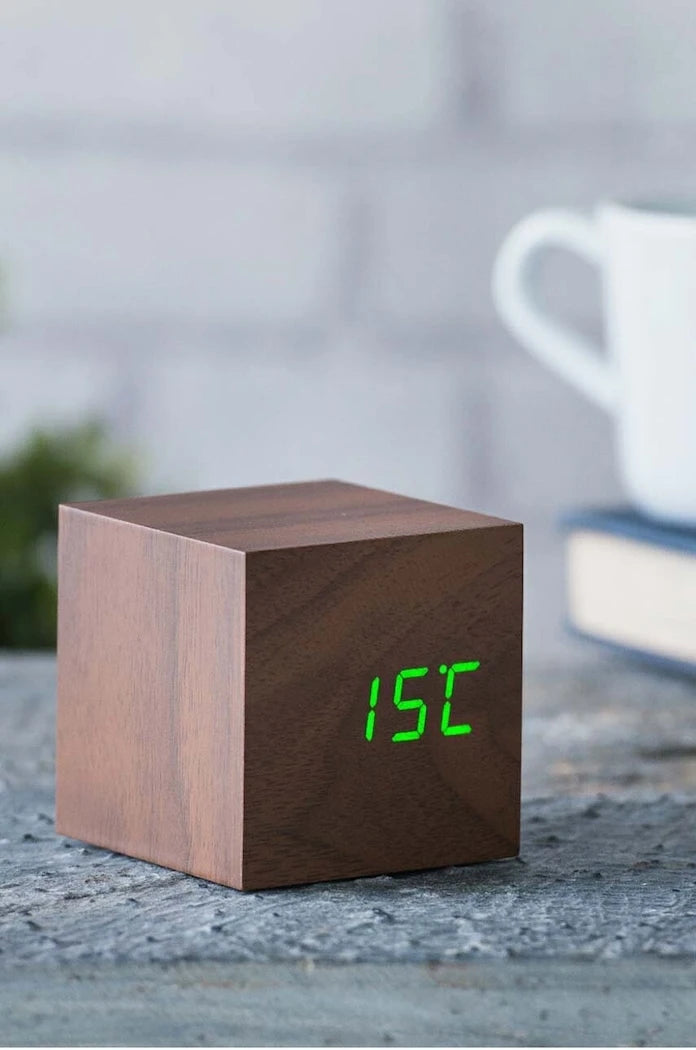 Настолен часовник Gingko Design Cube Click Clock