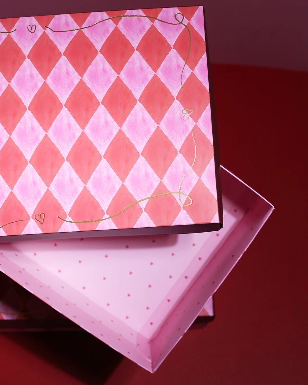 Dinossi - Pink Checkered Gift Box