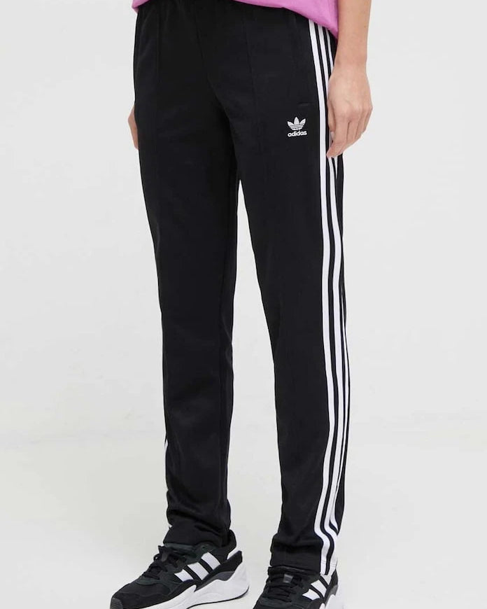 Спортен панталон adidas Originals Montreal