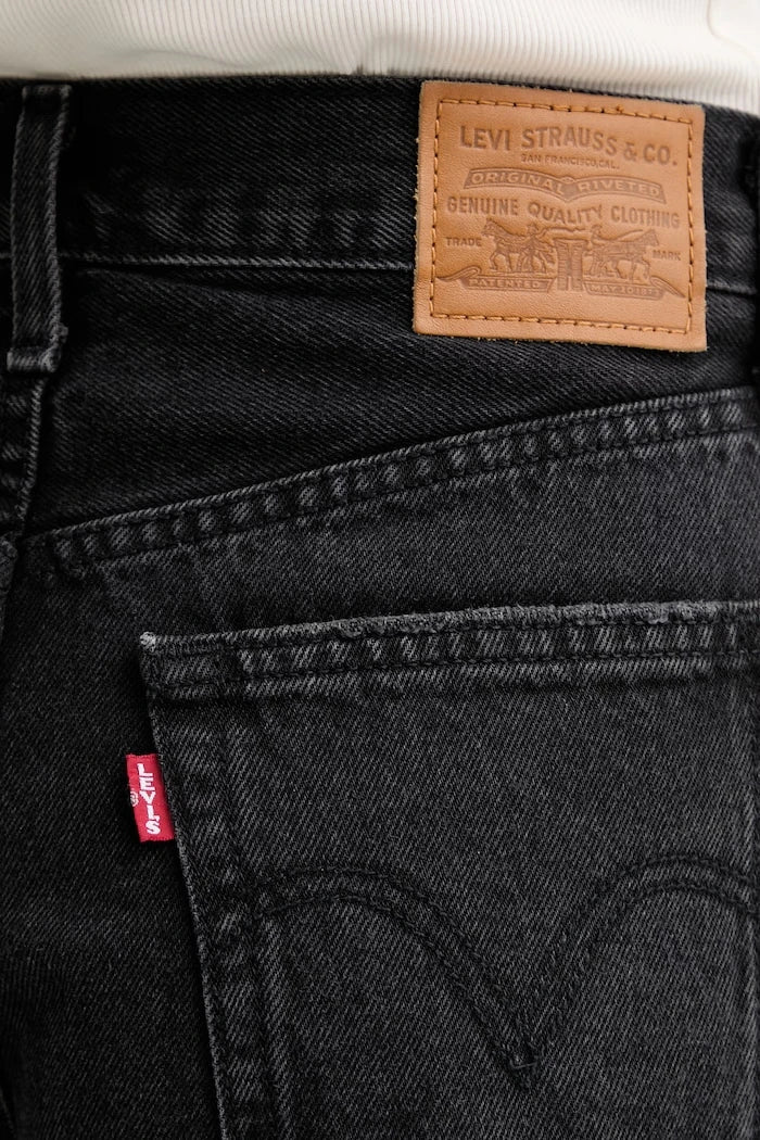 Levi's kadın denim kısa pantolon RIBCAGE A-LINE
