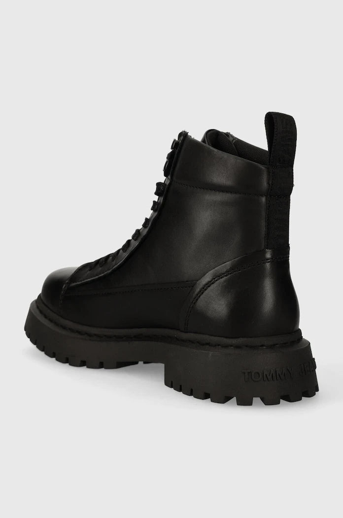 Туристически обувки Tommy Jeans TJM LACE UP BOOT