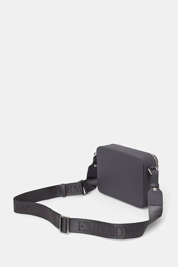 Emporio Armani erkek suni deri çapraz çanta