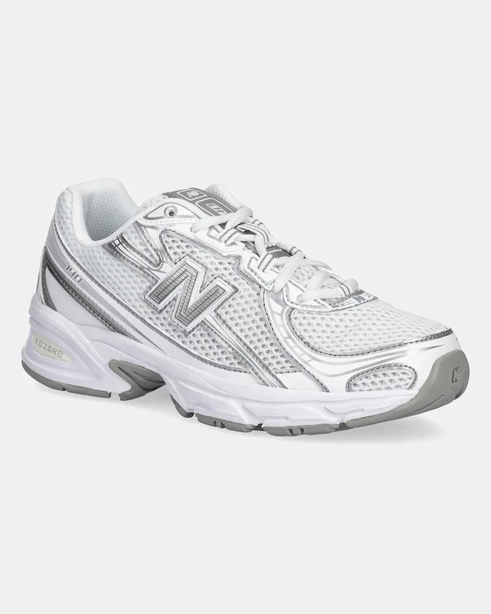 New Balance 740 Sneakers