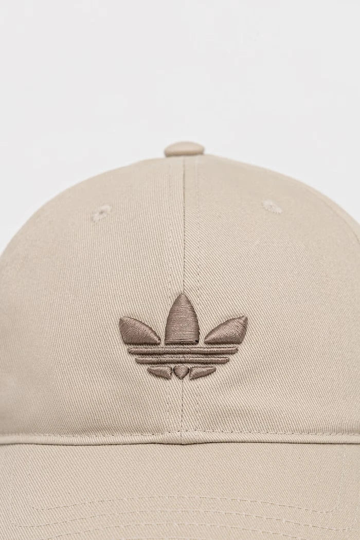 adidas Originals pamuklu vizörlü şapka Adicolor
