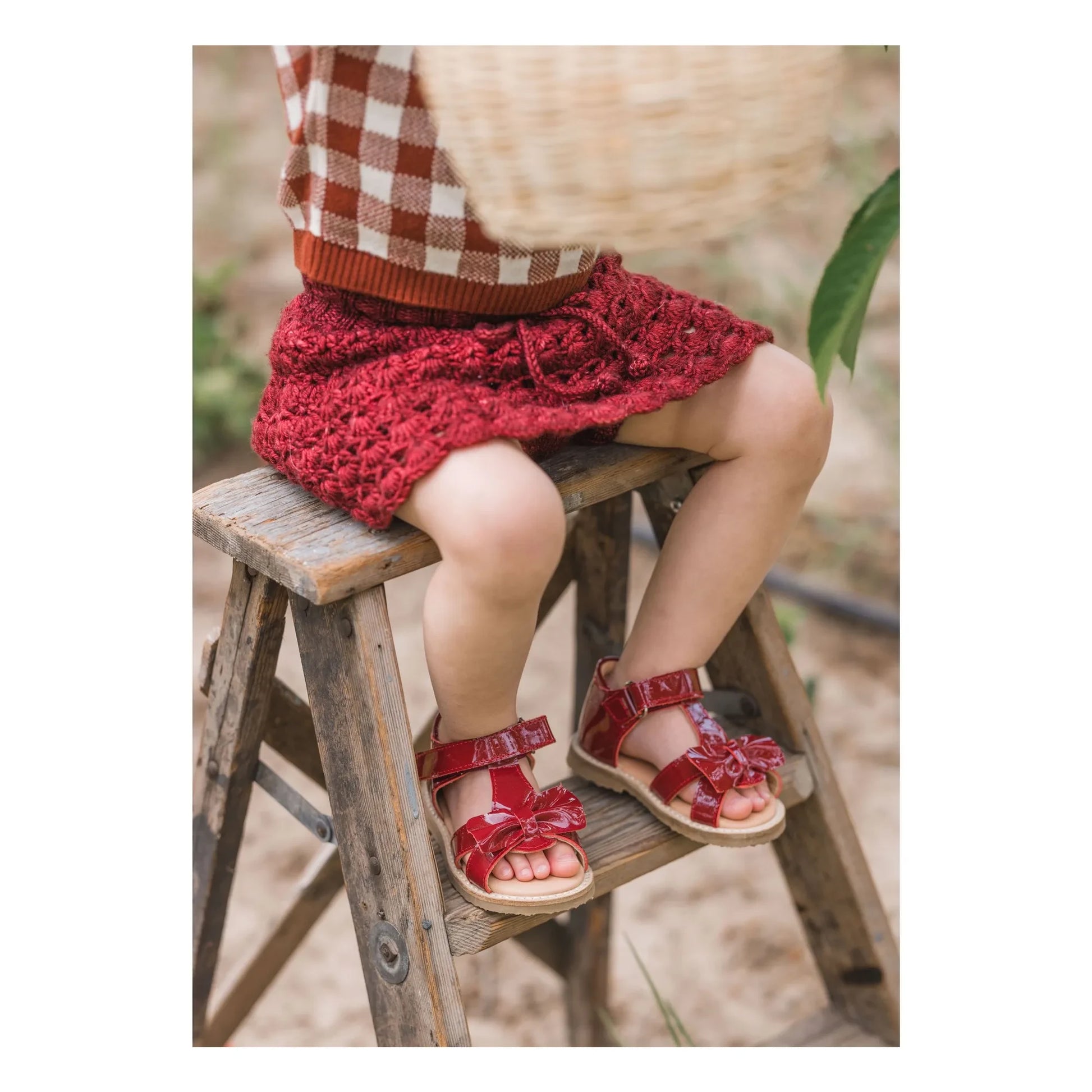 Petit Nord - Sandals Gry  | Cherry red