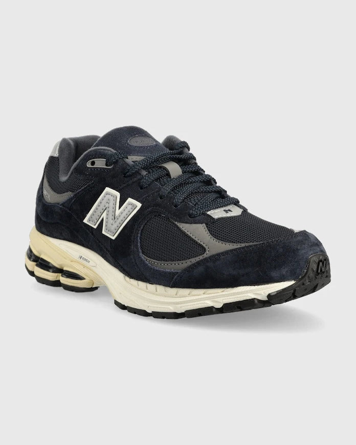 Маратонки New Balance M2002rca