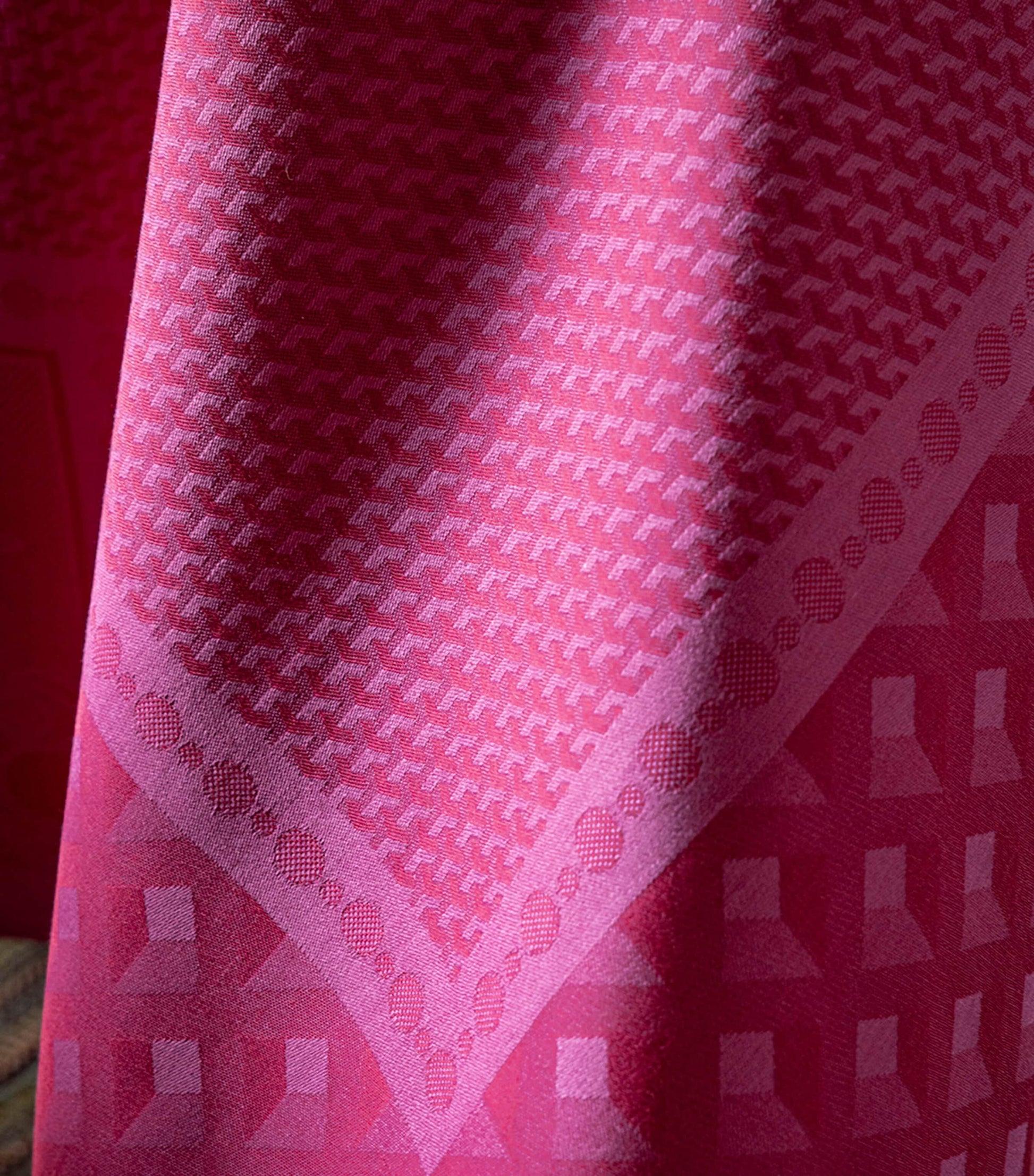 Palais Tablecloth (175cm x 250cm)