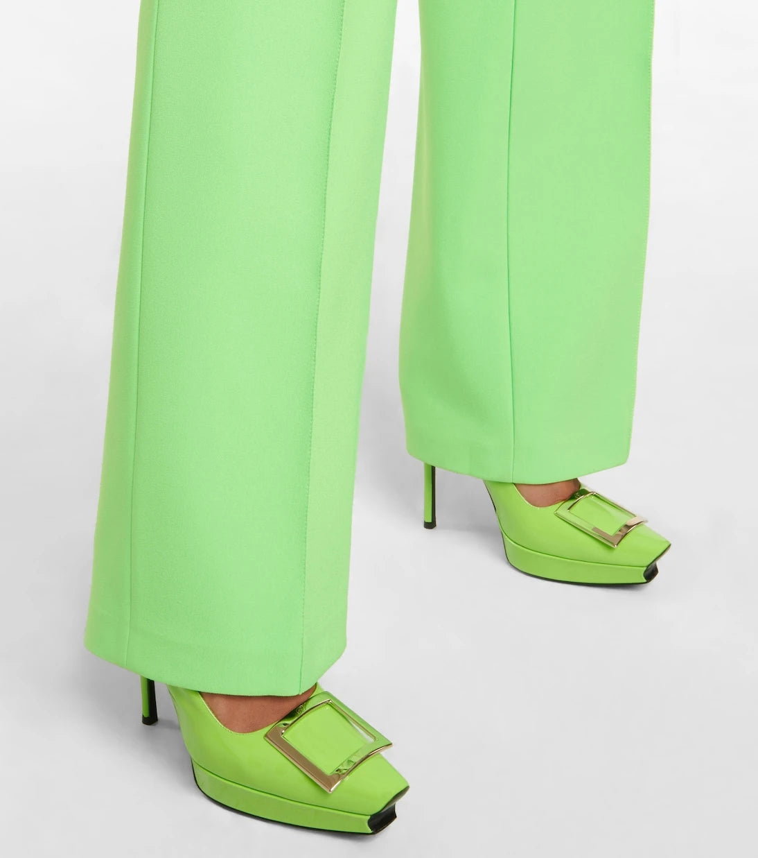 Roger Vivier - Trompette patent leather platform pumps