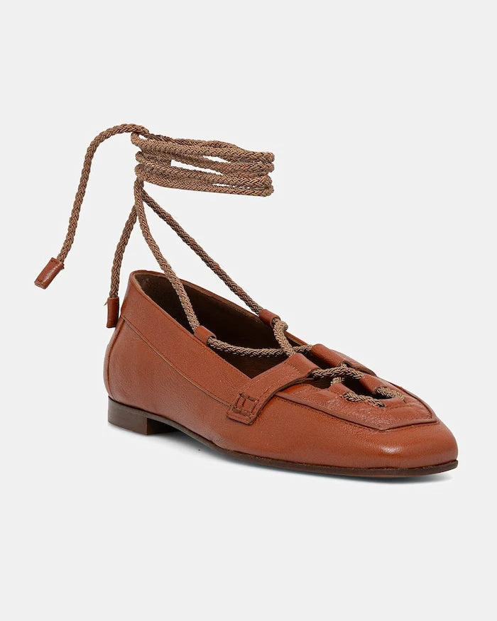 Pollini deri balerinler