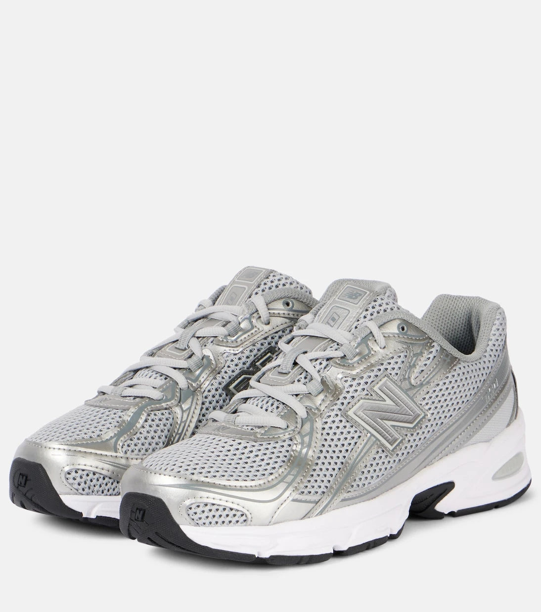New Balance - حذاء رياضي 740