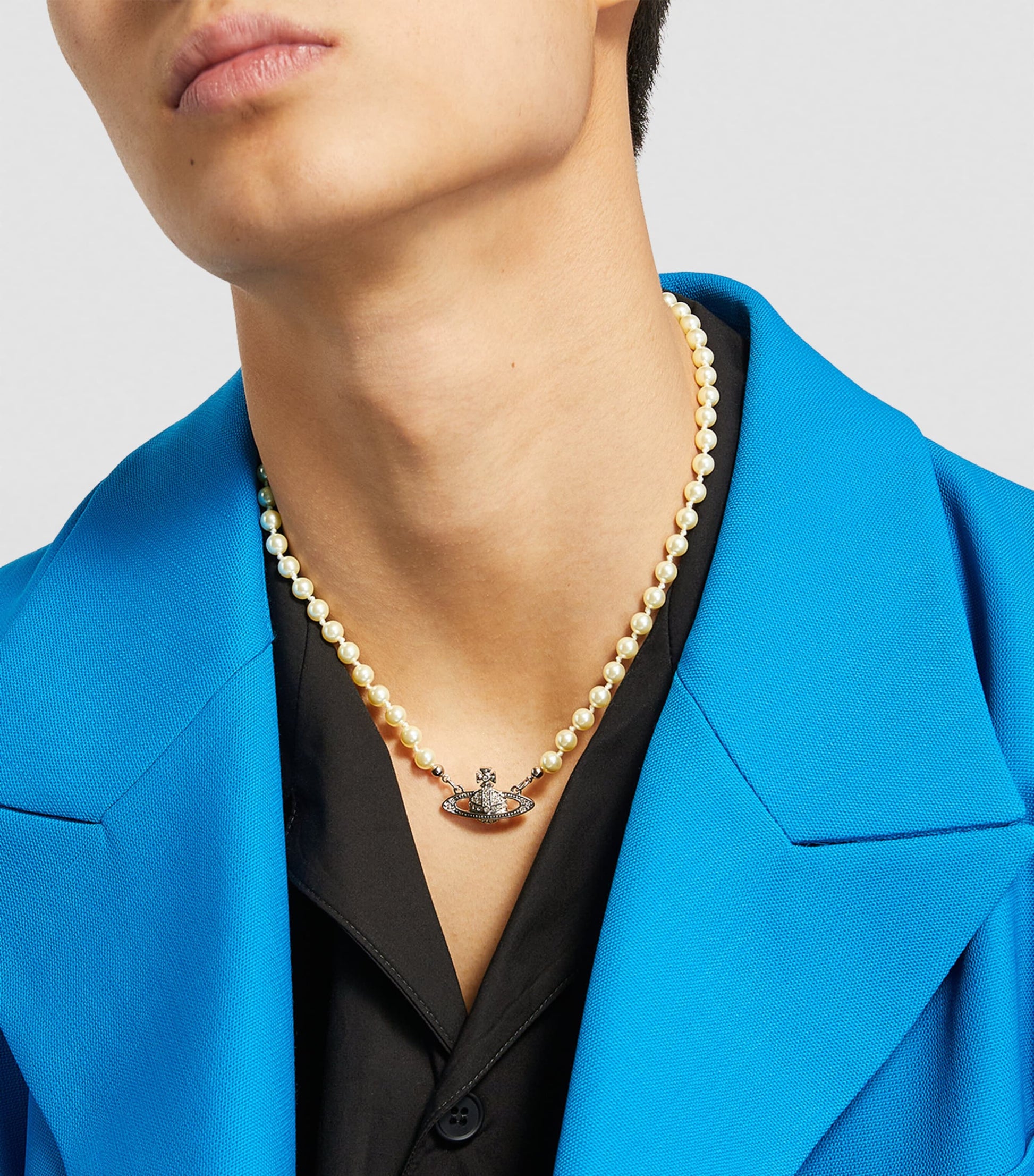 Vivienne Westwood Pearl Mini Bas Relief Necklace