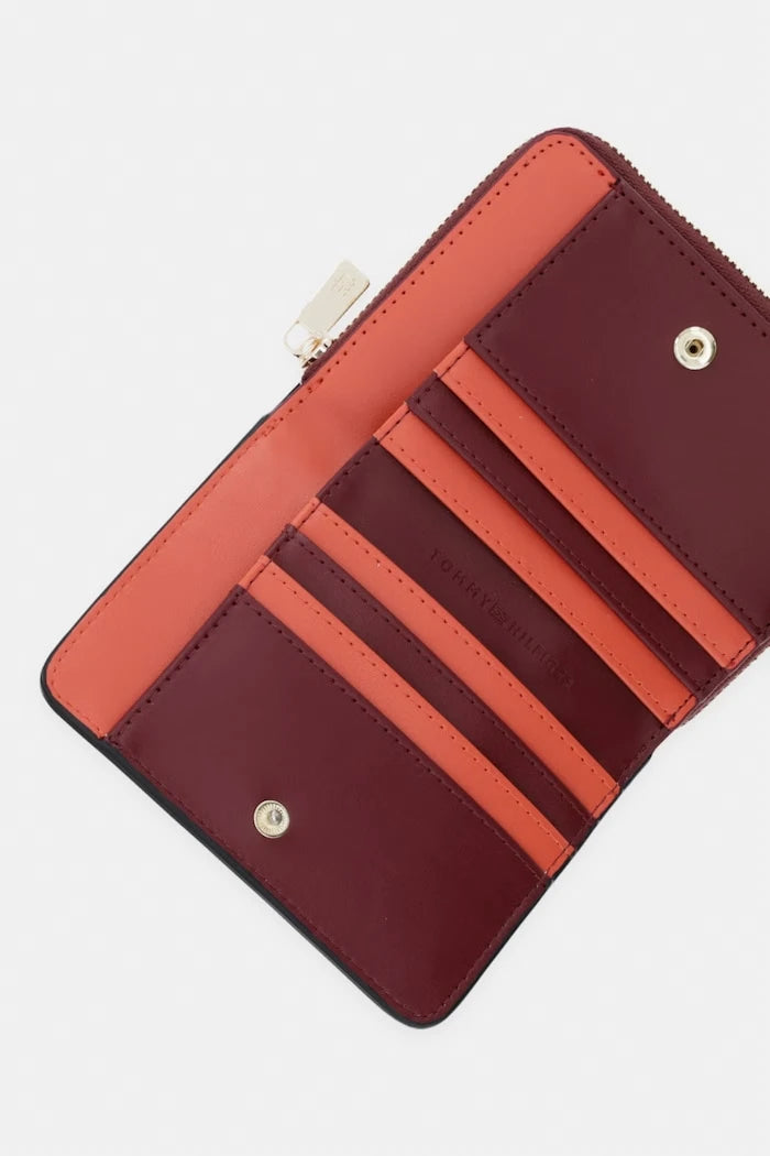Tommy Hilfiger kadın suni deri cüzdan
