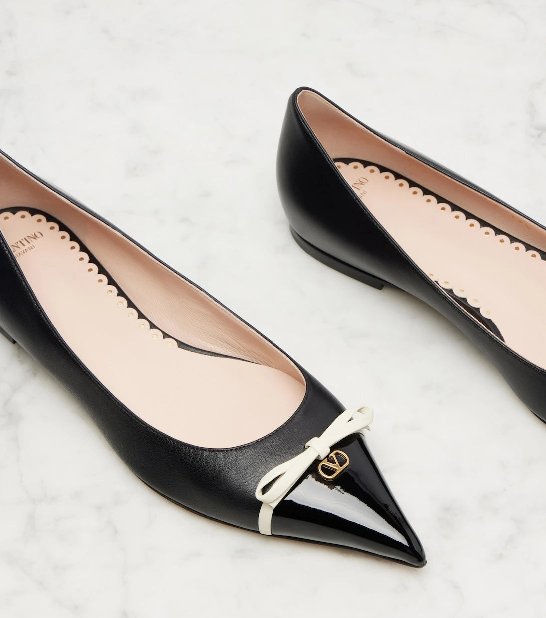 Valentino Garavani - Bepointy leather ballet flats