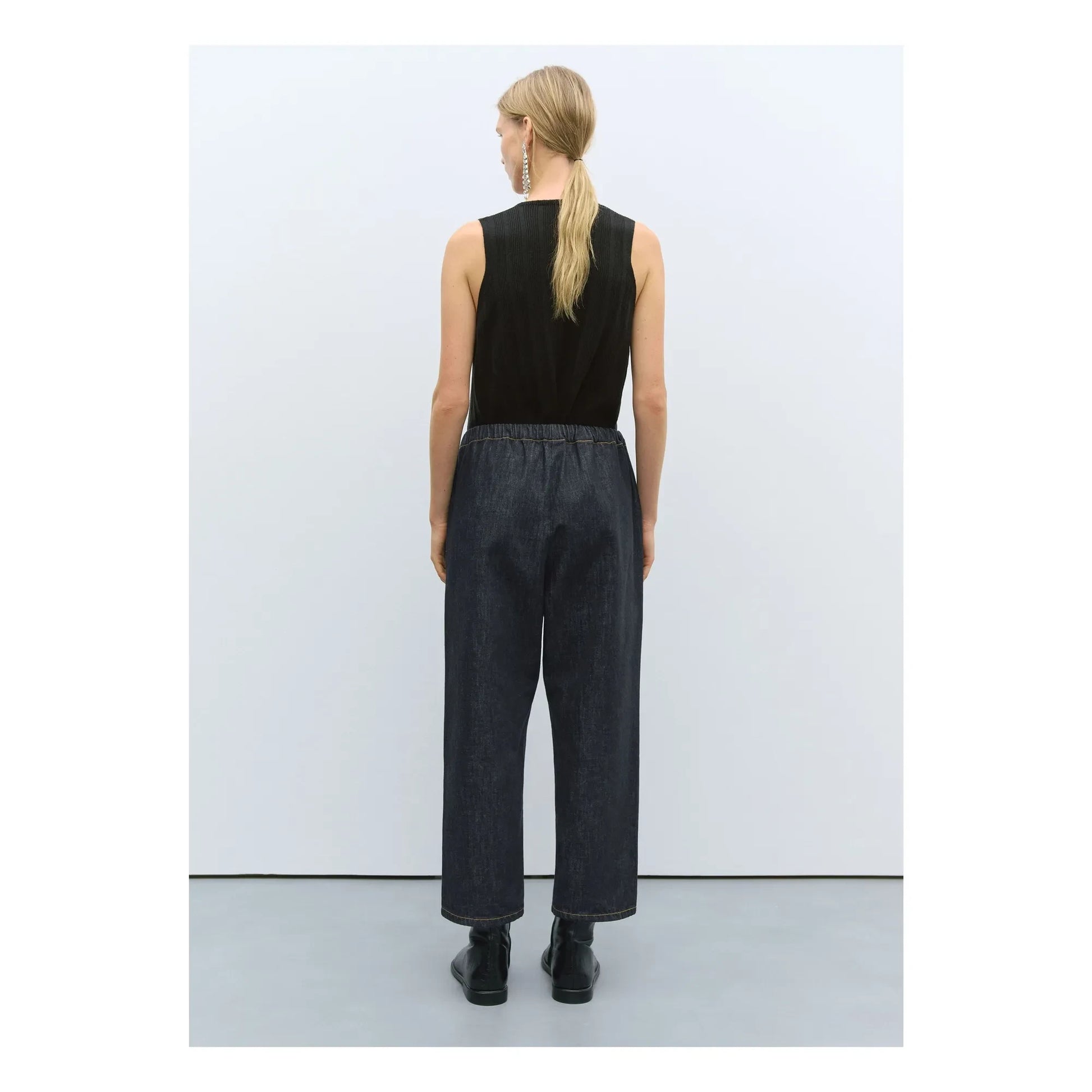 Cordera - Relaxed Elasticated Jeans Organic Cotton | Black