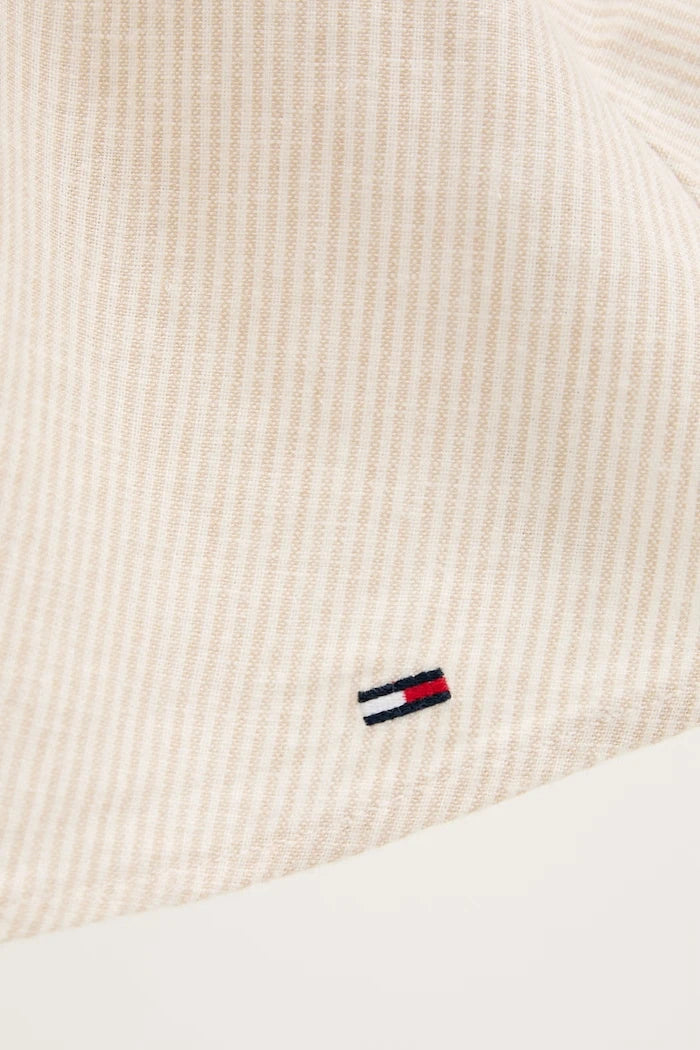 Tommy Jeans Разкроена рокля с лен