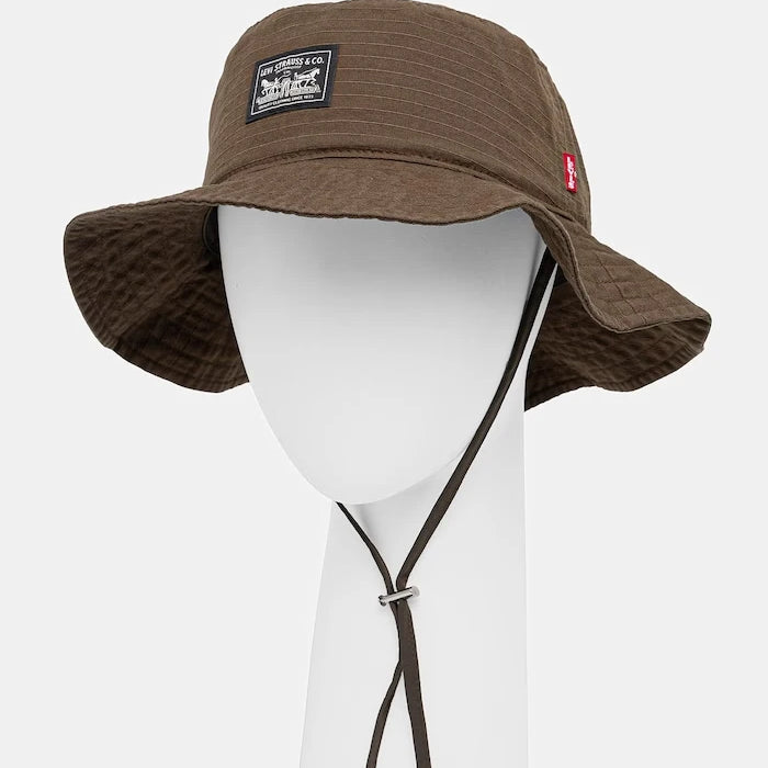Памучна капела Levi's SUMMER DRAWSTRING BUCKET HAT