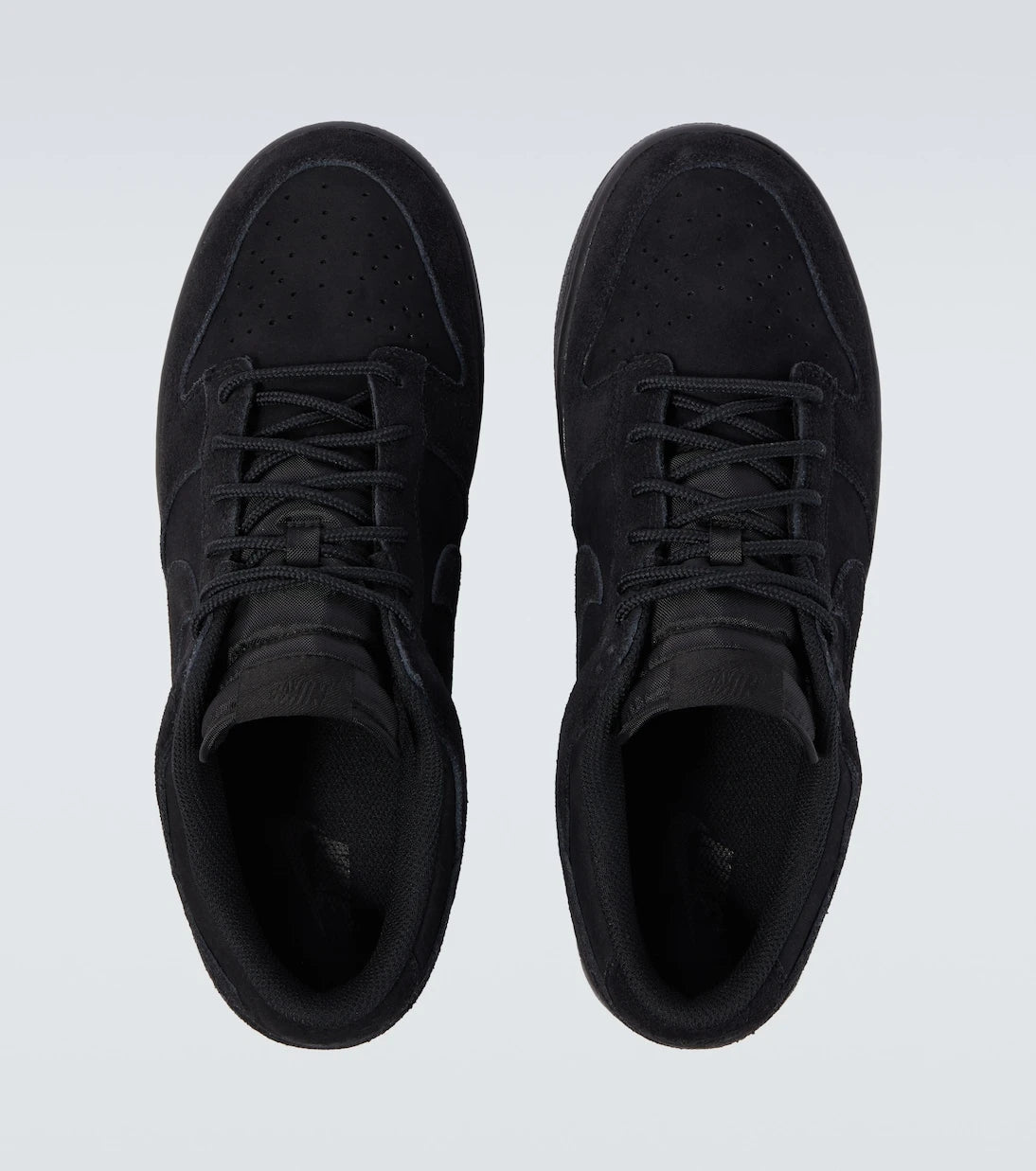 Nike - Dunk Low suede sneakers