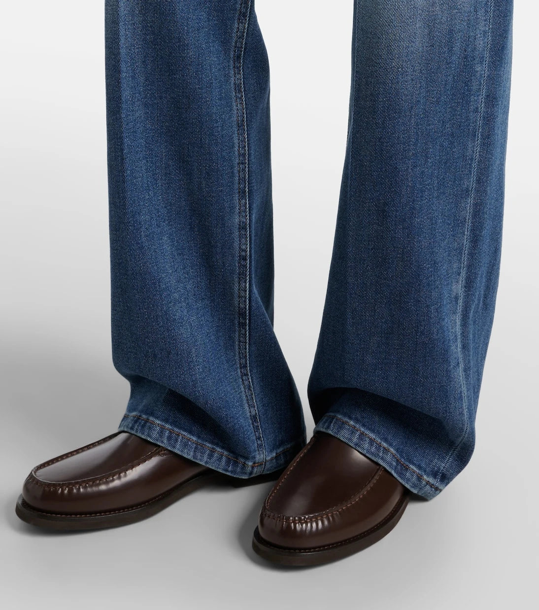 Brunello Cucinelli - جينز بقصّة مستقيمة وخصر منخفض