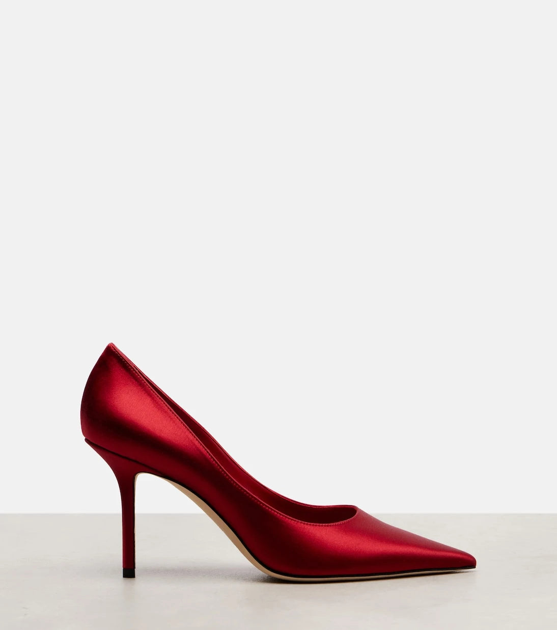 Jimmy Choo - حذاء Love 85 من الساتان بكعب عالٍ