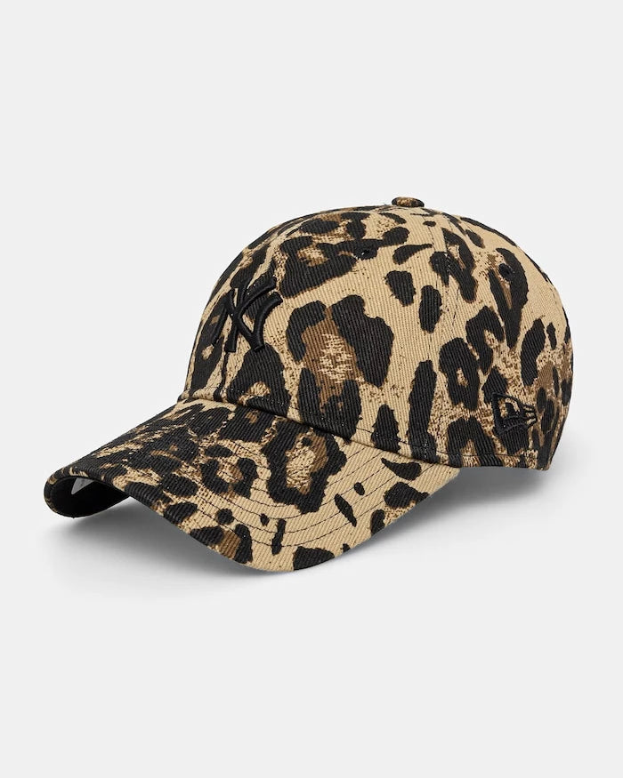 New Era pamuklu vizörlü şapka LEOPARD 920 NYY