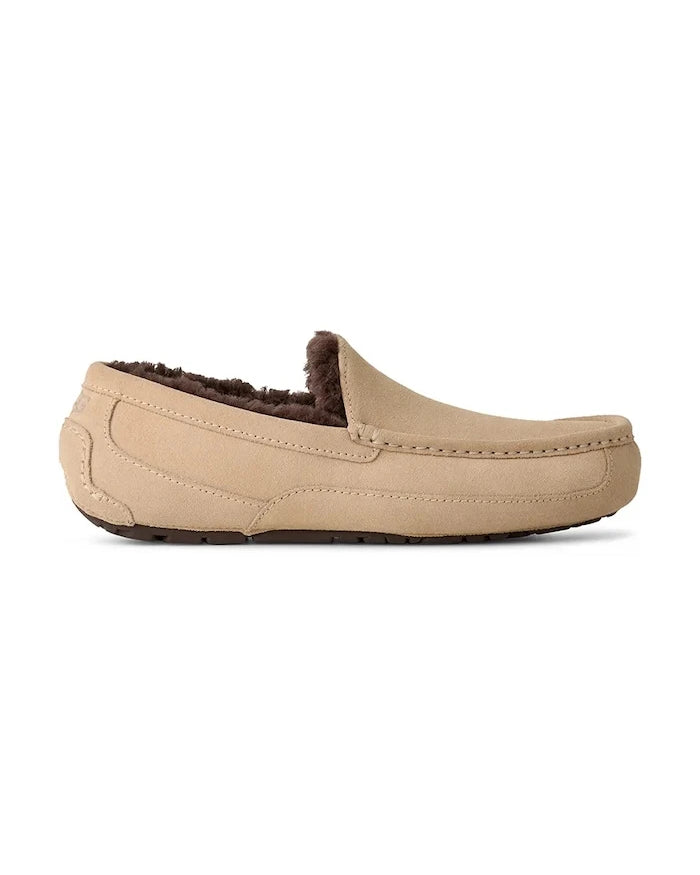 Велурени мокасини UGG M Ascot
