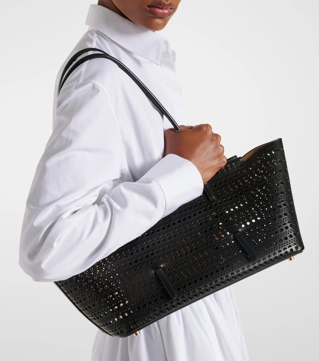 Alaïa - New Mina 32 leather shoulder bag