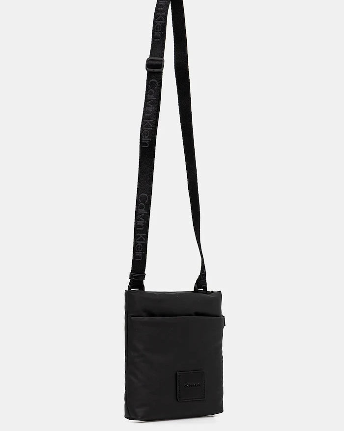 Calvin Klein Omuz Çantası