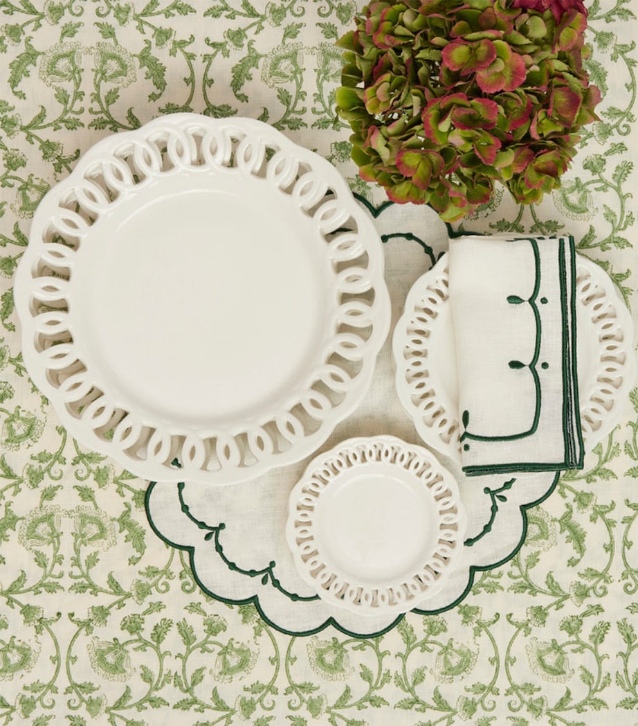 Maison Margaux Green Vine Tablecloth (150cm x 300cm)