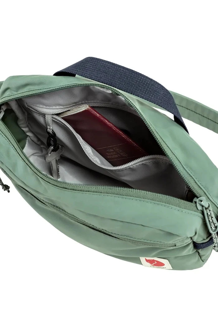 Fjallraven F23227.424 Omuz Çantası