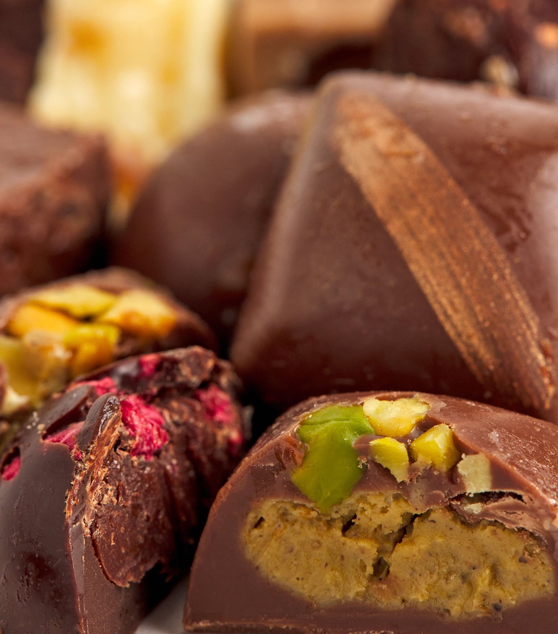 Mixed 96-Piece Chocolate Collection Box