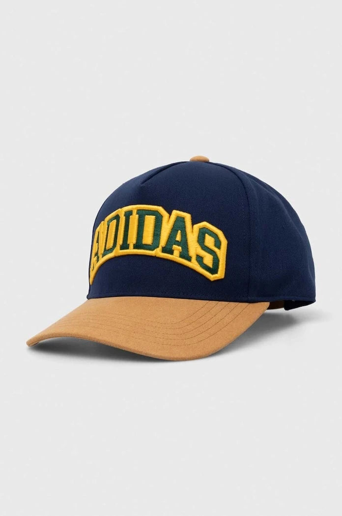 Шапка с козирка adidas Originals