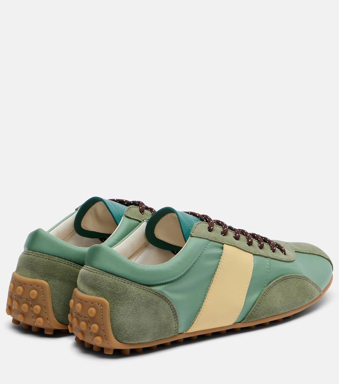 Tod's - حذاء رياضي كلاسيكي مزين بالشمواه
