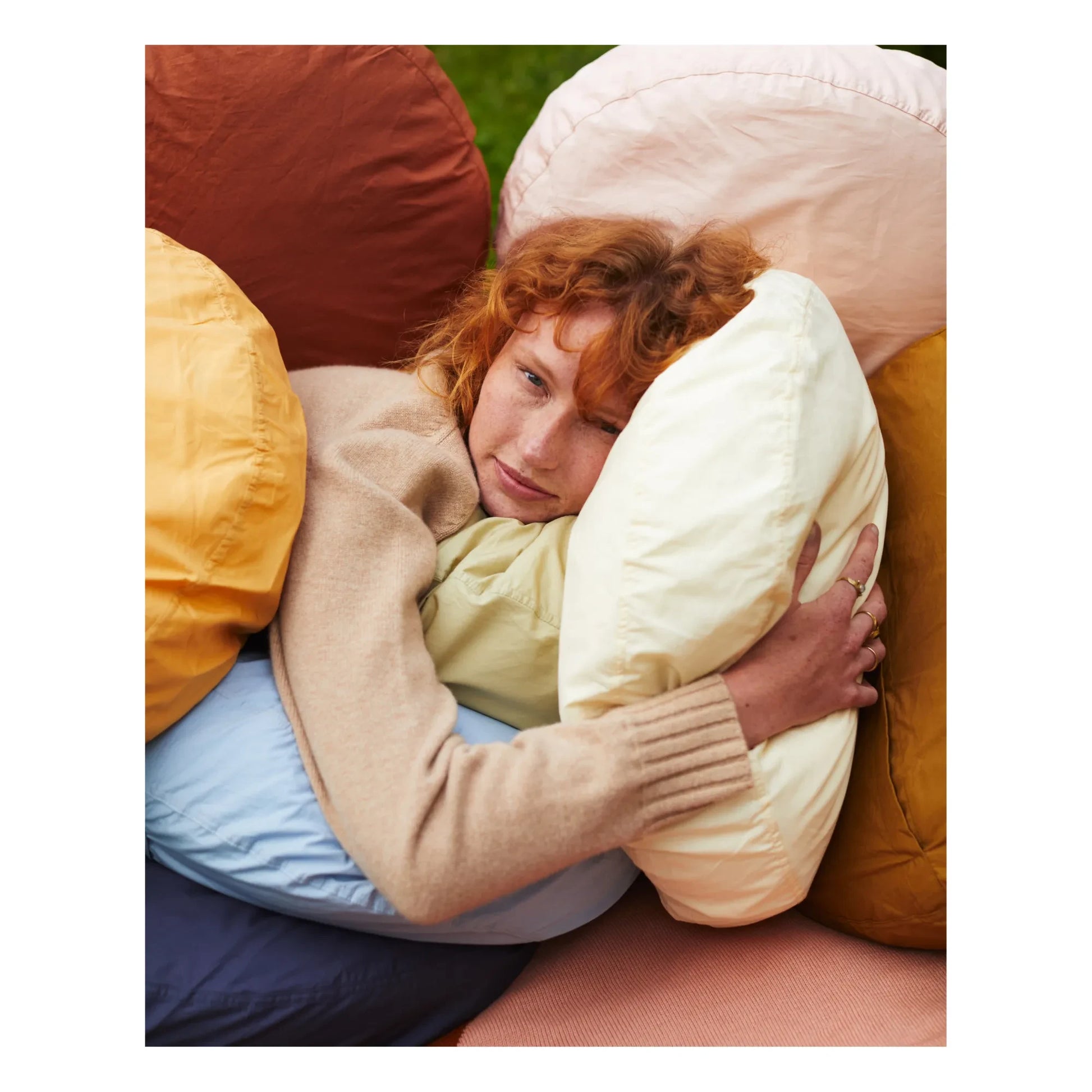 Suite 702 - Organic Cotton Percale Round Cushion | Navy blue