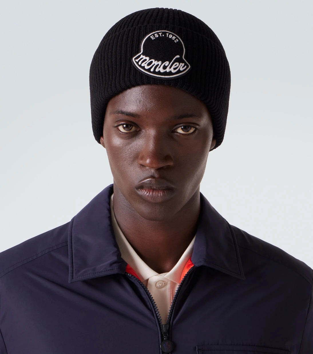 Moncler - قبعة بيني لوغو مضلعة من صوف الفيرجن